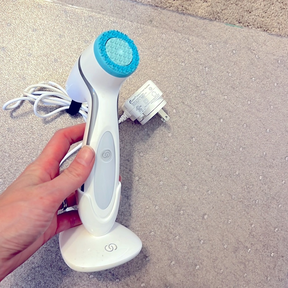 NuSkin Lumispa device